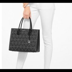 Micheal Kors Mercer Stud & Grommet Tote/Purse